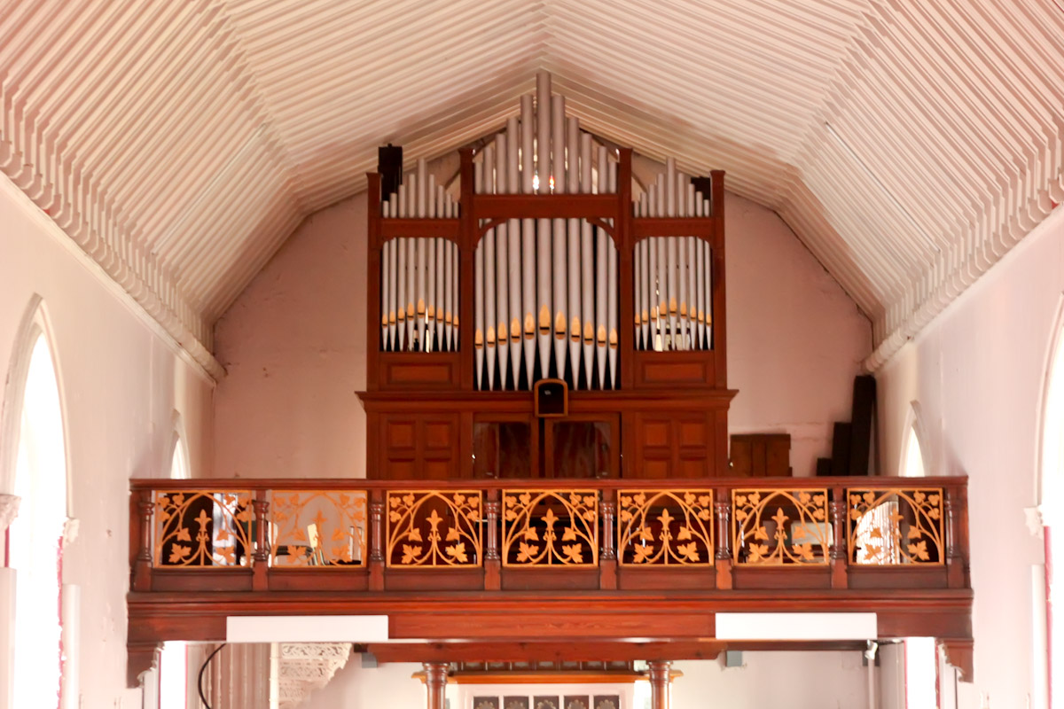 Magahy organ available for rehousing