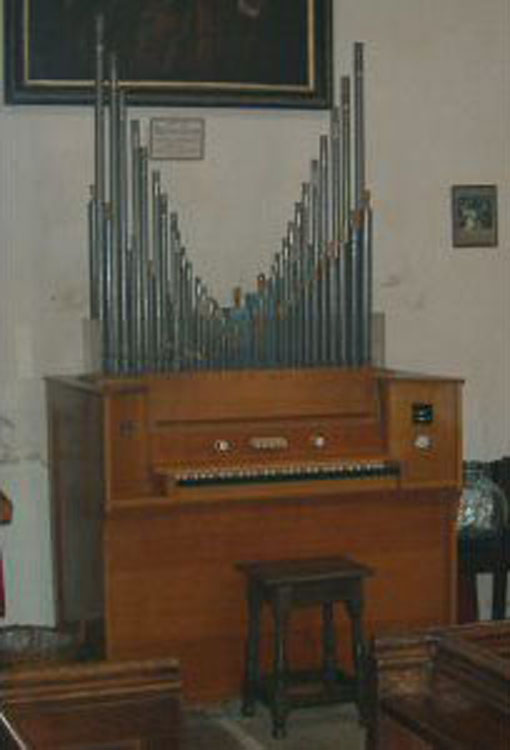 Gilks organ available for rehousing