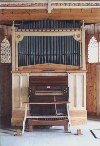 Organ in Oxford before restoration & relocation