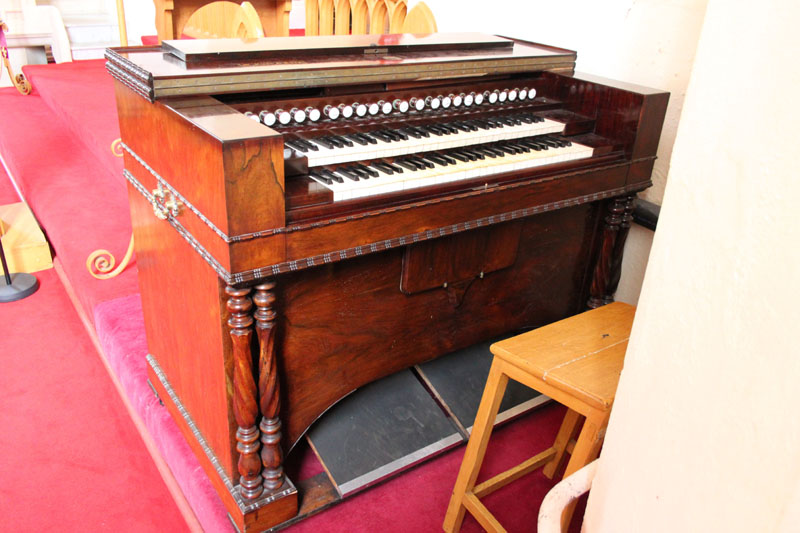 Organ during restoration