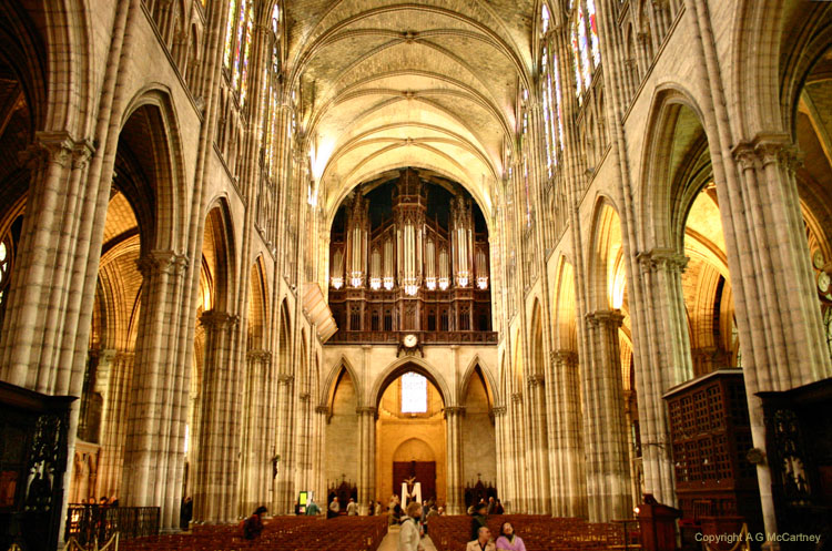 ParisStDenis2006May_016