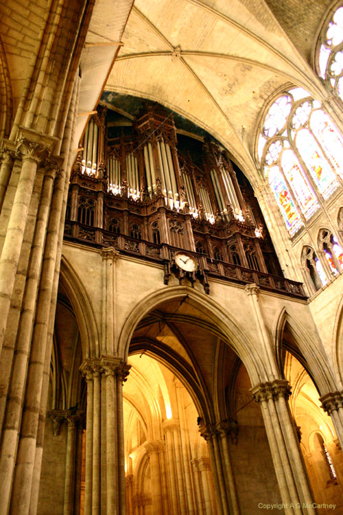 ParisStDenis2006May_018