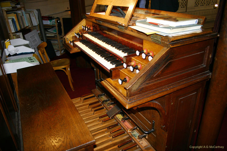 ParisStEsprit2006Apr_022