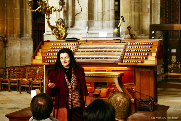 ParisStEustache2006Apr_005