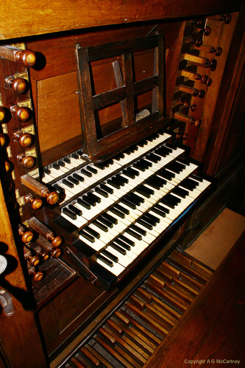 ParisStGervais2006Apr_021