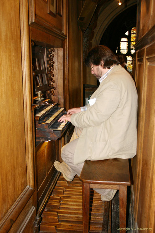 ParisStGervais2006Apr_026